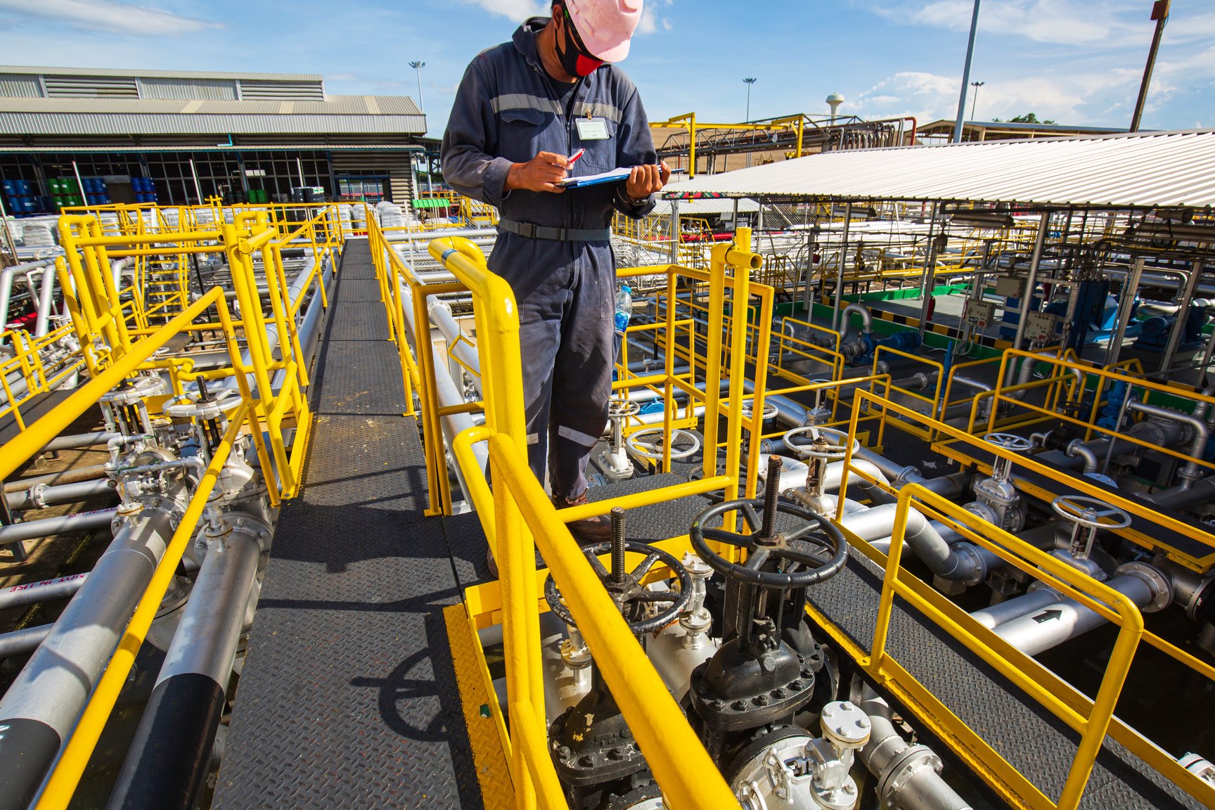 Male worker inspection visual pipeline